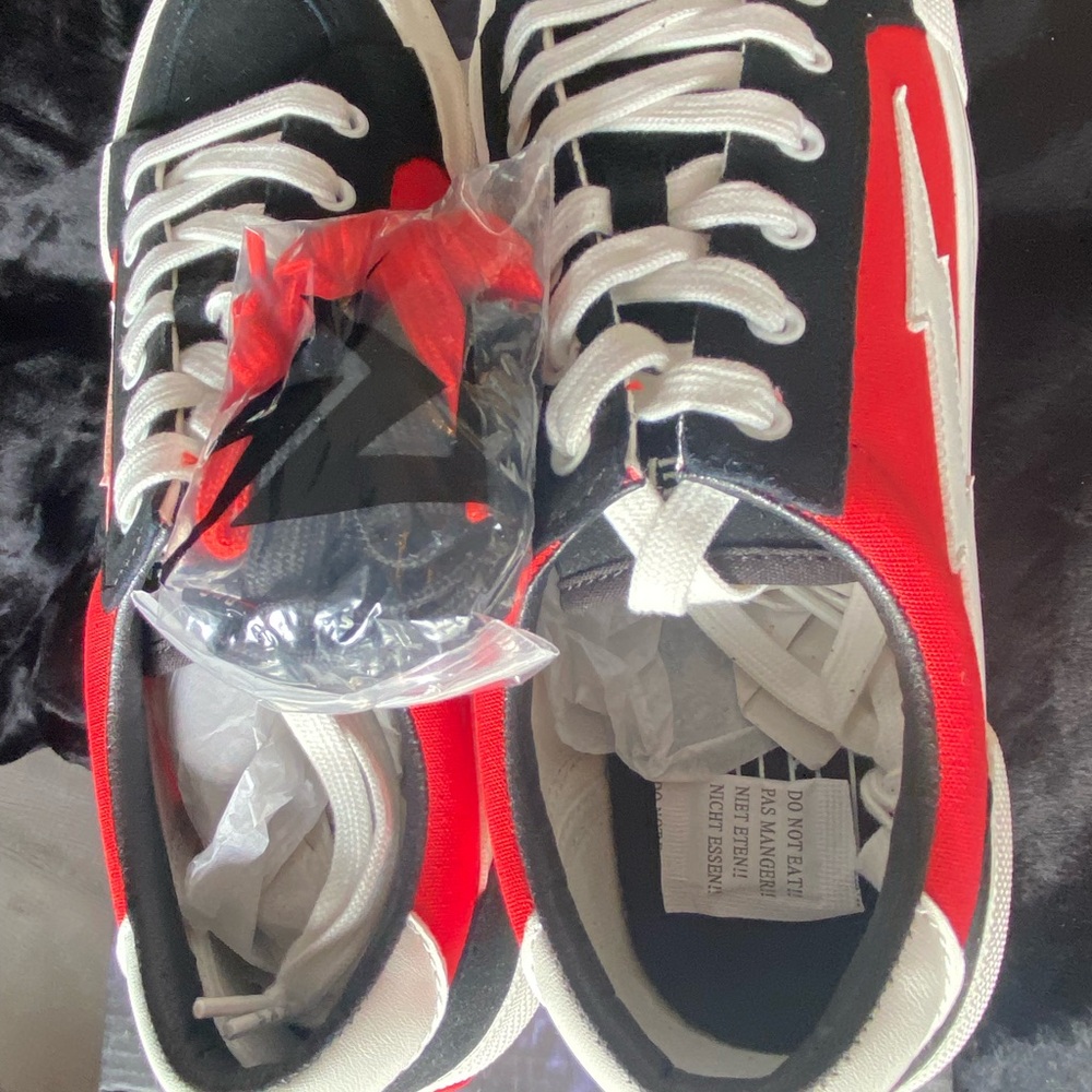 New Revenge X Storm vol 2 Black and red low sneakers Size 10 - Picture 9 of 10